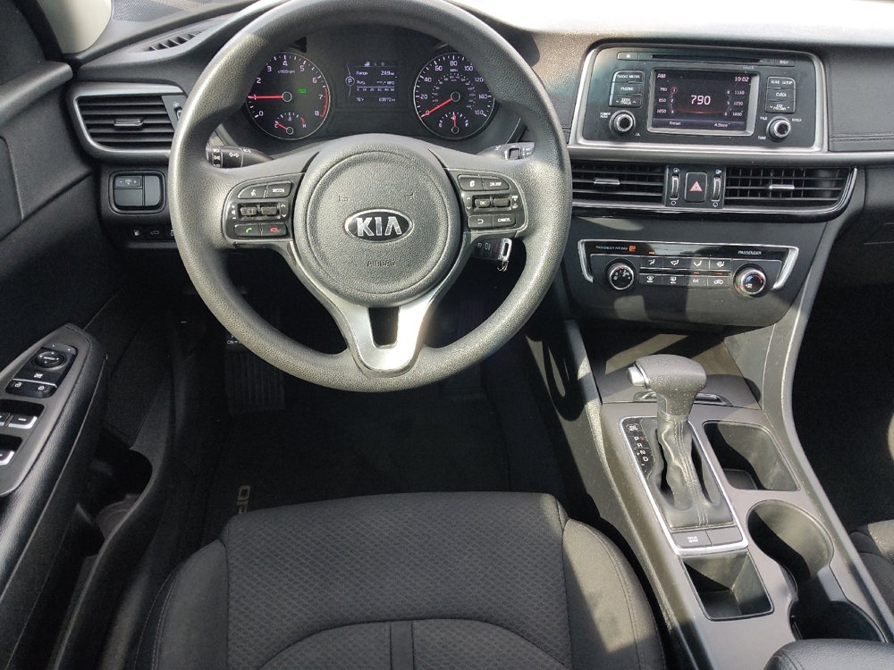 Used 2017 Kia Optima LX FWD image 22