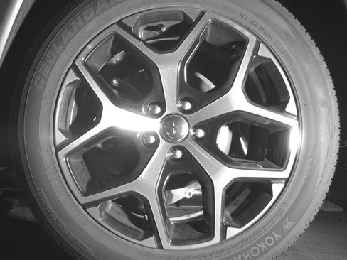 Used 2025 Jeep Compass Limited image 14