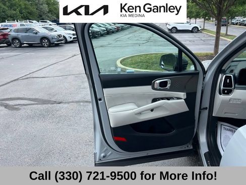 Certified 2023 Kia Sorento SX AWD/4WD image 24