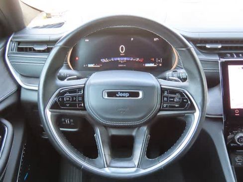 Used 2021 Jeep Grand Cherokee L Overland AWD/4WD image 24