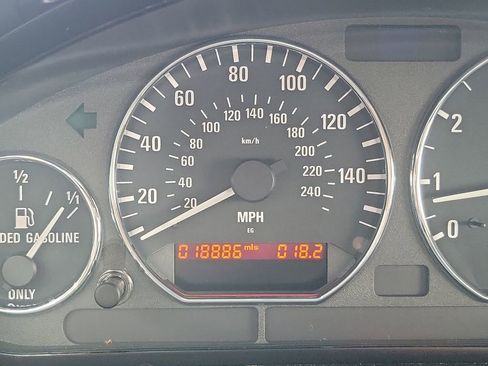 Used 2000 BMW Z3 2.5i RWD image 22