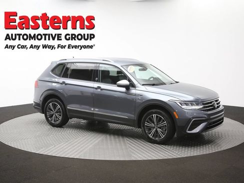 Used 2024 Volkswagen Tiguan Wolfsburg Edition FWD image 45