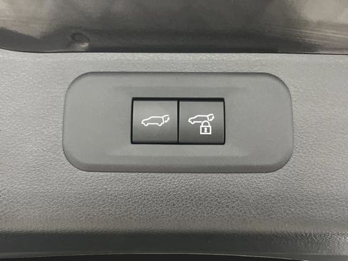 Used 2025 Lexus TX 500h AWD image 16