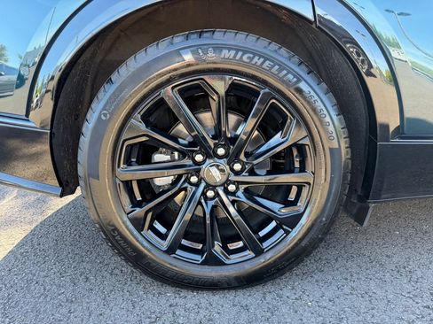 Used 2024 Cadillac Lyriq Sport AWD/4WD image 9