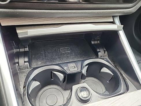 Used 2025 BMW i4 eDrive40 image 30