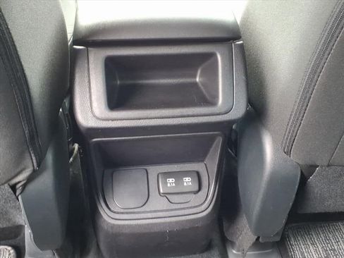Used 2019 Subaru Ascent 8-Passenger AWD/4WD image 23