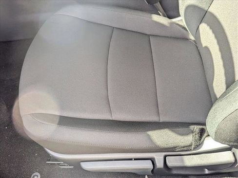 New 2025 Nissan Sentra S image 4