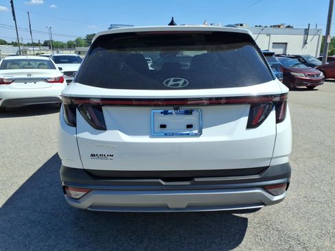 New 2026 Hyundai Tucson Limited FWD image 4