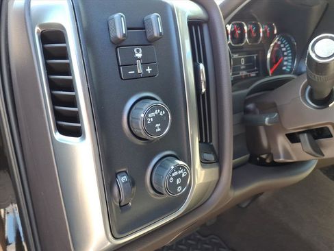 Used 2018 Chevrolet Silverado 1500 LT w/ All Star Edition AWD/4WD image 20