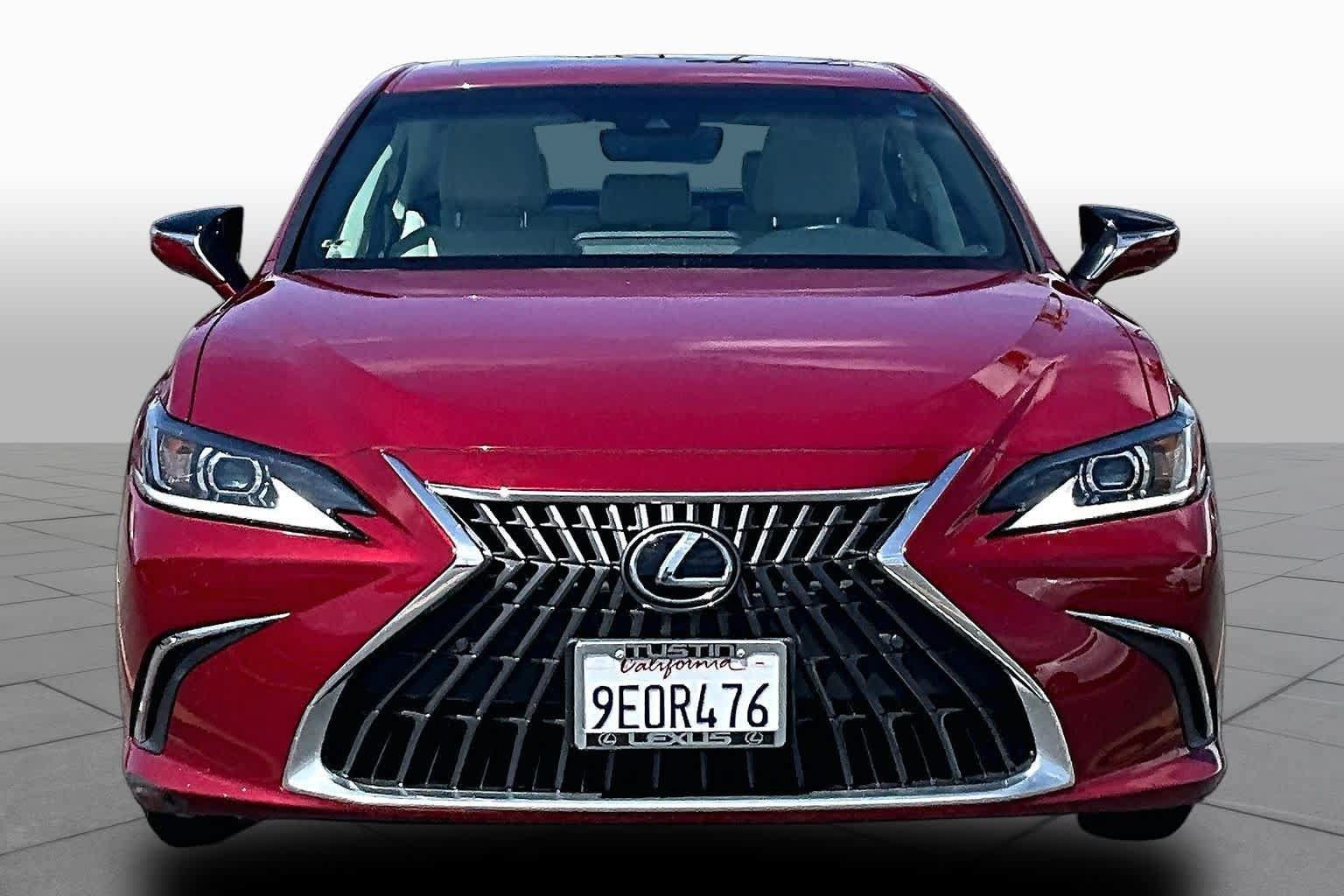 Used 2023 Lexus ES 300h w/ Premium Package FWD image 4