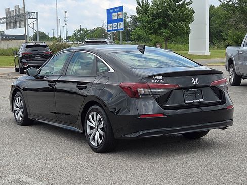 Used 2025 Honda Civic LX image 4