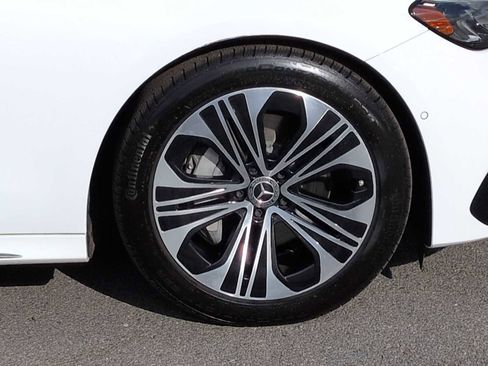 Used 2024 Mercedes-Benz E 350 4MATIC Sedan image 13