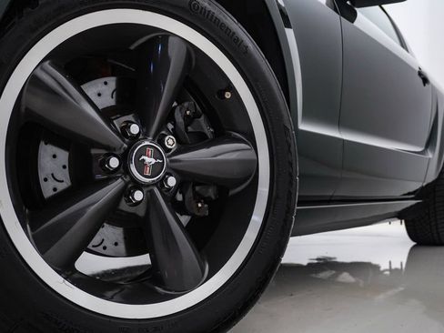 Used 2008 Ford Mustang GT Premium RWD image 5