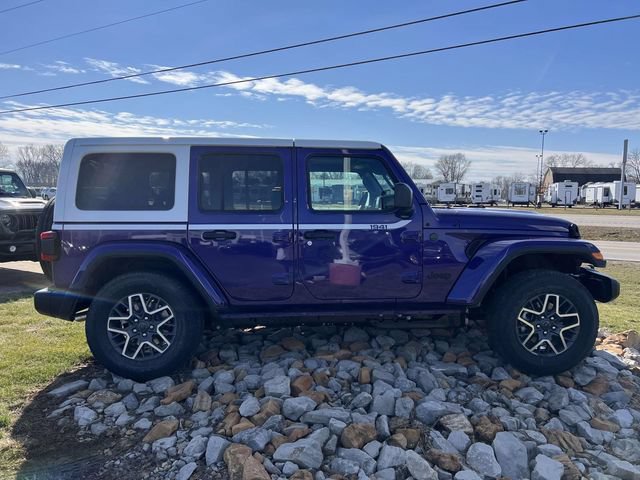 New 2026 Jeep Wrangler Unlimited Sahara w/ Whitecap Package AWD/4WD image 7