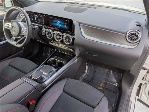 Certified 2023 Mercedes-Benz GLA 35 AMG 4MATIC image 21