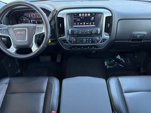 Used 2018 GMC Sierra 1500 SLT w/ SLT Premium Package AWD/4WD image 10