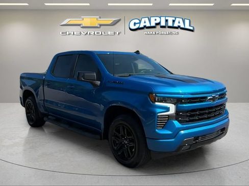 Used 2023 Chevrolet Silverado 1500 RST w/ Rally Edition AWD/4WD image 7