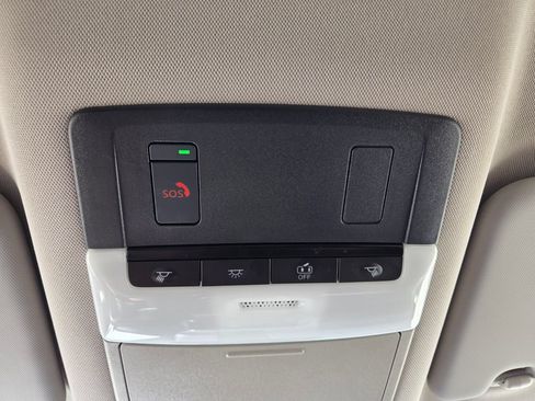 Used 2026 Nissan Rogue SV FWD image 19