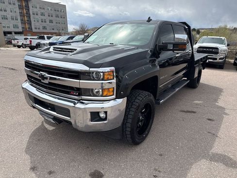 Used 2018 Chevrolet Silverado 2500 LTZ w/ Duramax Plus Package image 3