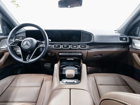 Certified 2026 Mercedes-Benz GLS 450 4MATIC image 28