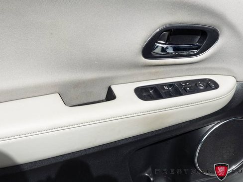 Used 2018 Honda HR-V EX image 20