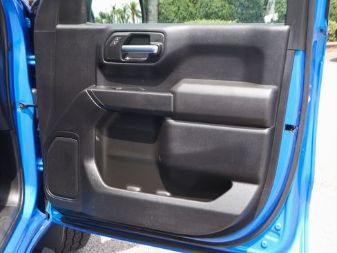 Used 2025 Chevrolet Silverado 1500 Custom w/ Turbomax Blackout Package AWD/4WD image 34
