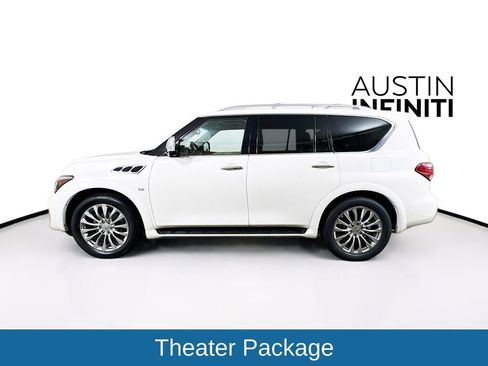 Used 2017 INFINITI QX80 2WD w/ Deluxe Technology Package image 4
