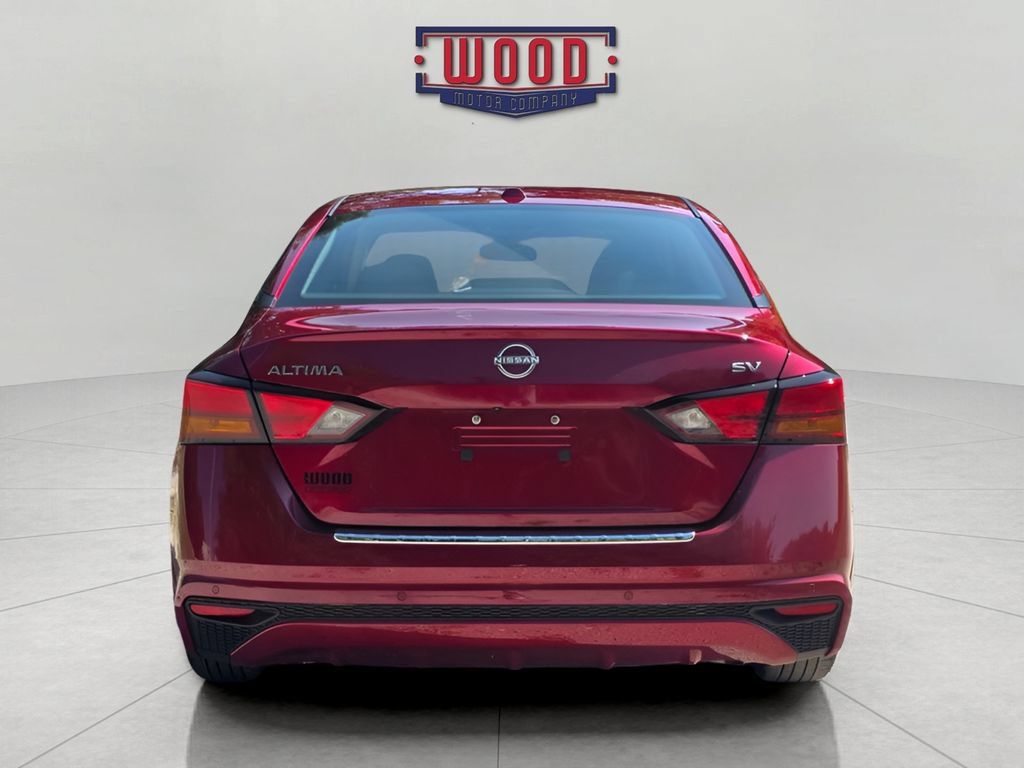 Used 2023 Nissan Altima 2.5 SV FWD image 3