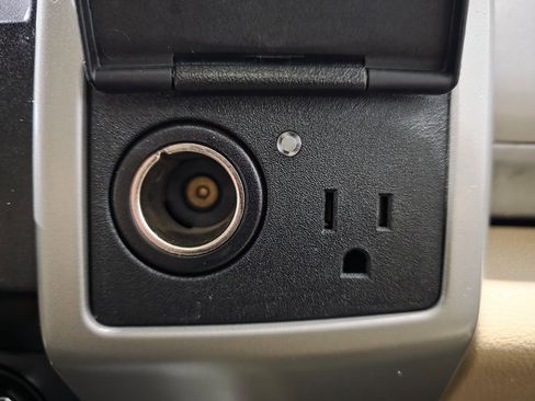 Used 2019 Ford F250 Lariat w/ Lariat Ultimate Package image 40