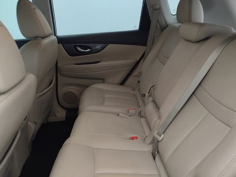 Used 2016 Nissan Rogue SL w/ SL Premium Package FWD image 18