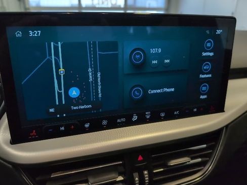 Used 2024 Ford Escape Platinum image 18