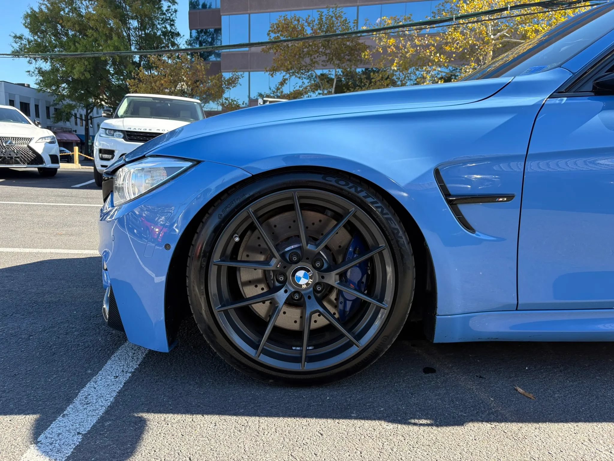 Used 2017 BMW M3 RWD image 30