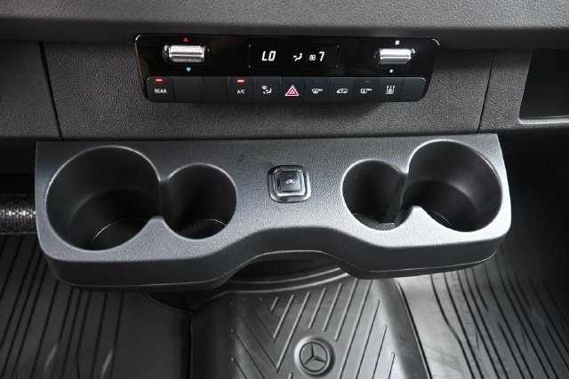 New 2026 Mercedes-Benz Sprinter 2500 image 12