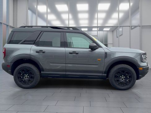 Used 2025 Ford Bronco Sport Badlands w/ Badlands Tech Package AWD/4WD image 3