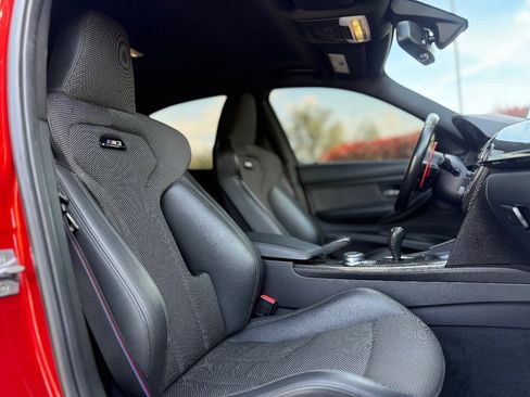 Used 2018 BMW M3 RWD image 23