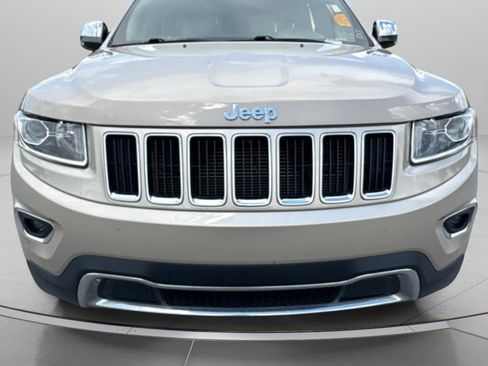 Used 2014 Jeep Grand Cherokee Limited w/ Trailer Tow Group IV AWD/4WD image 5