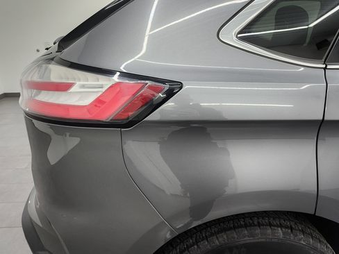 Used 2022 Ford Edge SEL image 22