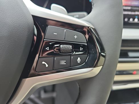 New 2026 BMW 330i Sedan w/ Premium Package image 19