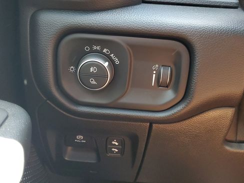 Used 2021 RAM 1500 Big Horn image 29