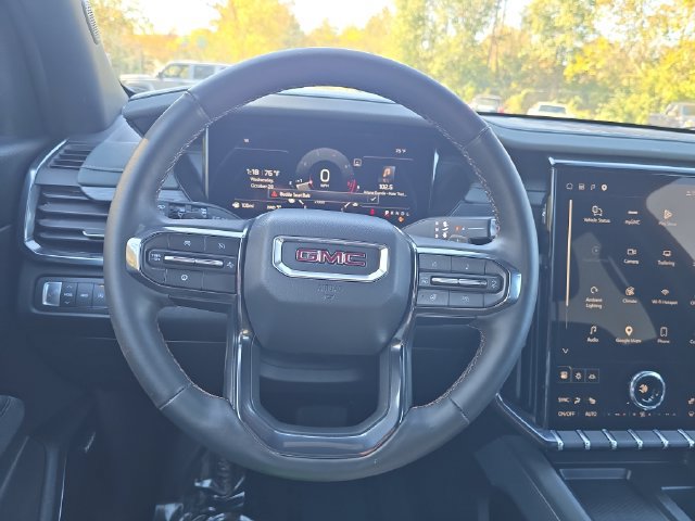 Used 2025 GMC Acadia AT4 AWD/4WD image 17