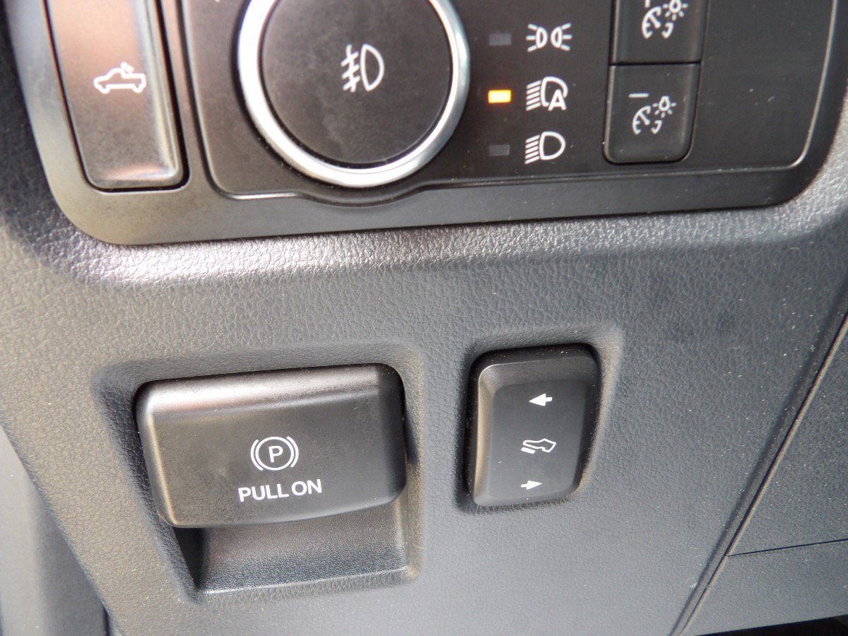 Used 2022 Ford F150 Lariat w/ Equipment Group 502A High AWD/4WD image 35