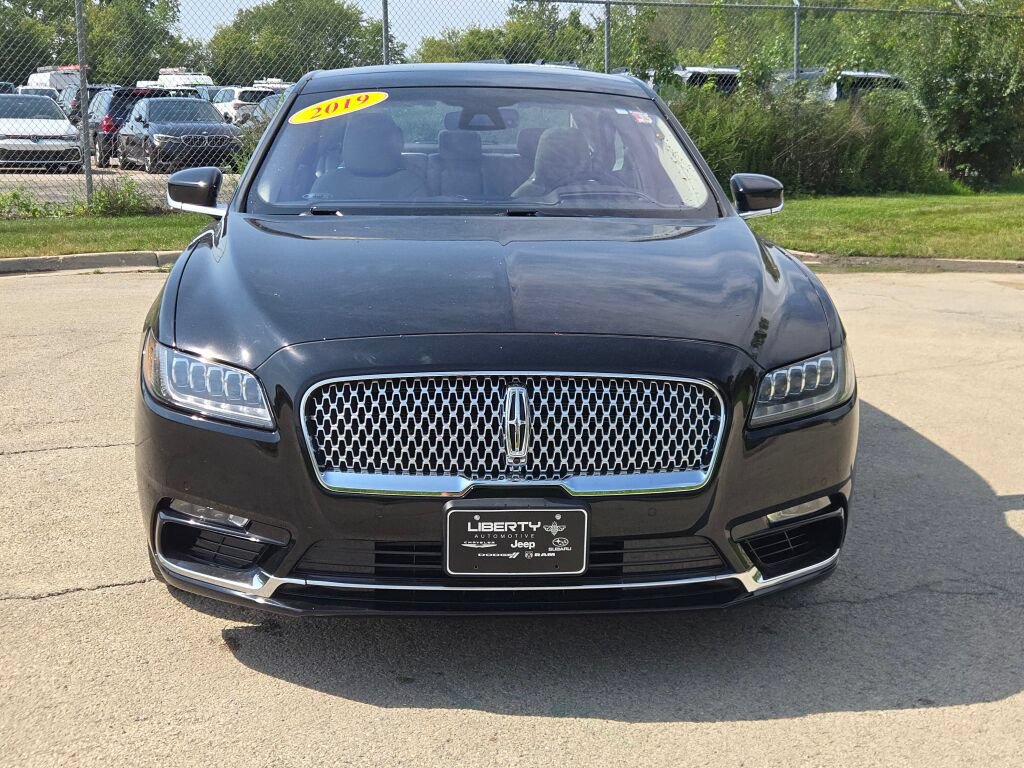 Used 2019 Lincoln Continental Reserve AWD/4WD image 6