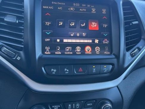 Used 2016 Jeep Cherokee Limited w/ Luxury Group AWD/4WD image 49