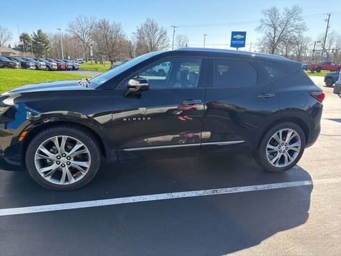 Used 2019 Chevrolet Blazer Premier w/ Sun and Wheels Package image 2