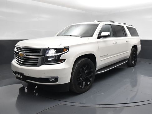 Used 2015 Chevrolet Suburban LTZ AWD/4WD image 2