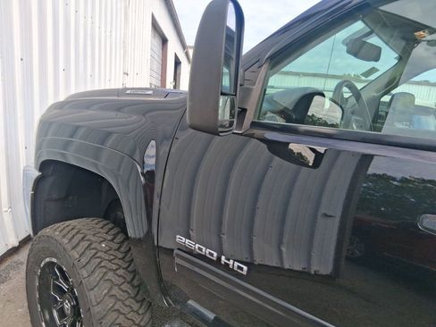 Used 2013 Chevrolet Silverado 2500 LTZ w/ LTZ Plus Package AWD/4WD image 16
