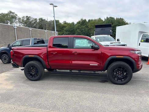 New 2025 GMC Canyon Elevation w/ Convenience Package image 2