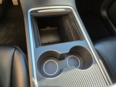 Used 2023 Tesla Model Y Long Range image 29