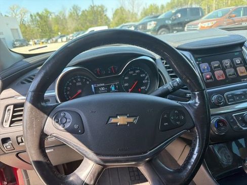 Used 2019 Chevrolet Impala LT w/ LT Convenience Package image 8