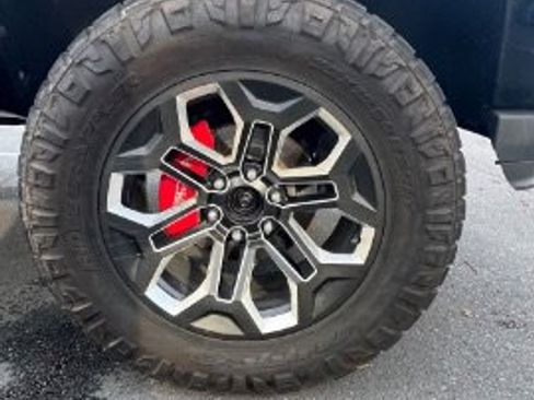 Used 2017 Chevrolet Silverado 1500 LTZ Z71 w/ LTZ Plus Package image 13